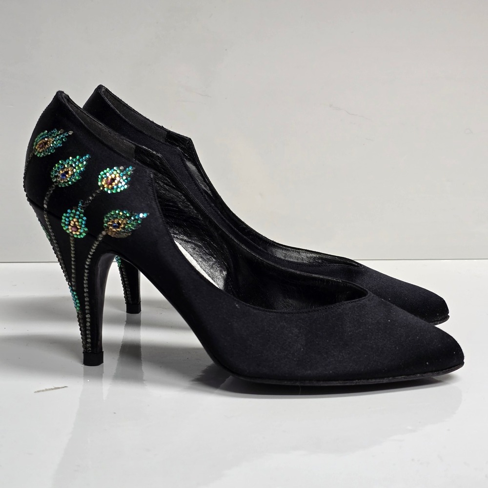 Stuart Weitzman Mr Seymour Heels Women 7.5 Black Peacock Rhinestone Glam Vintage